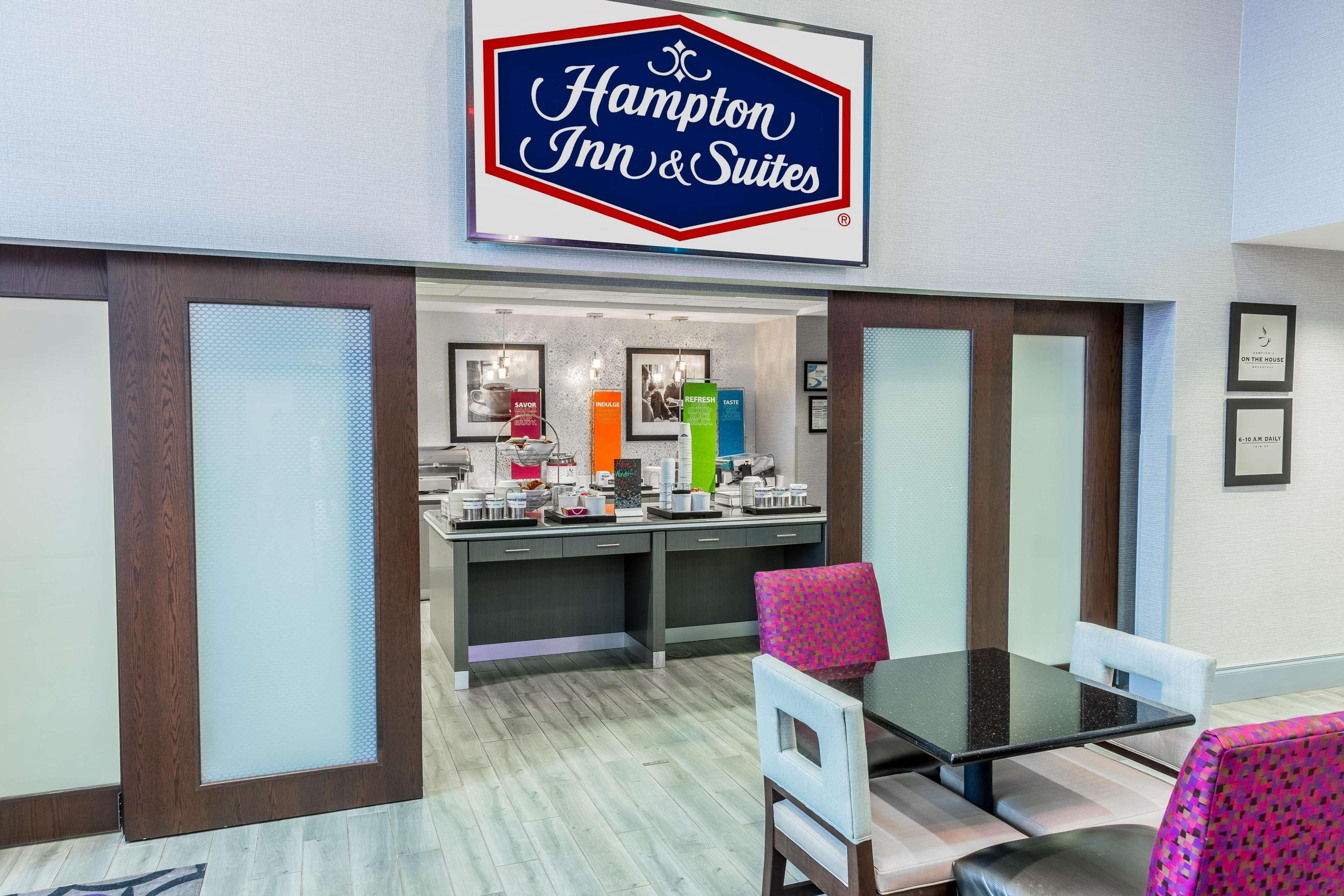 Hampton Inn & Suites 더블린 외부 사진