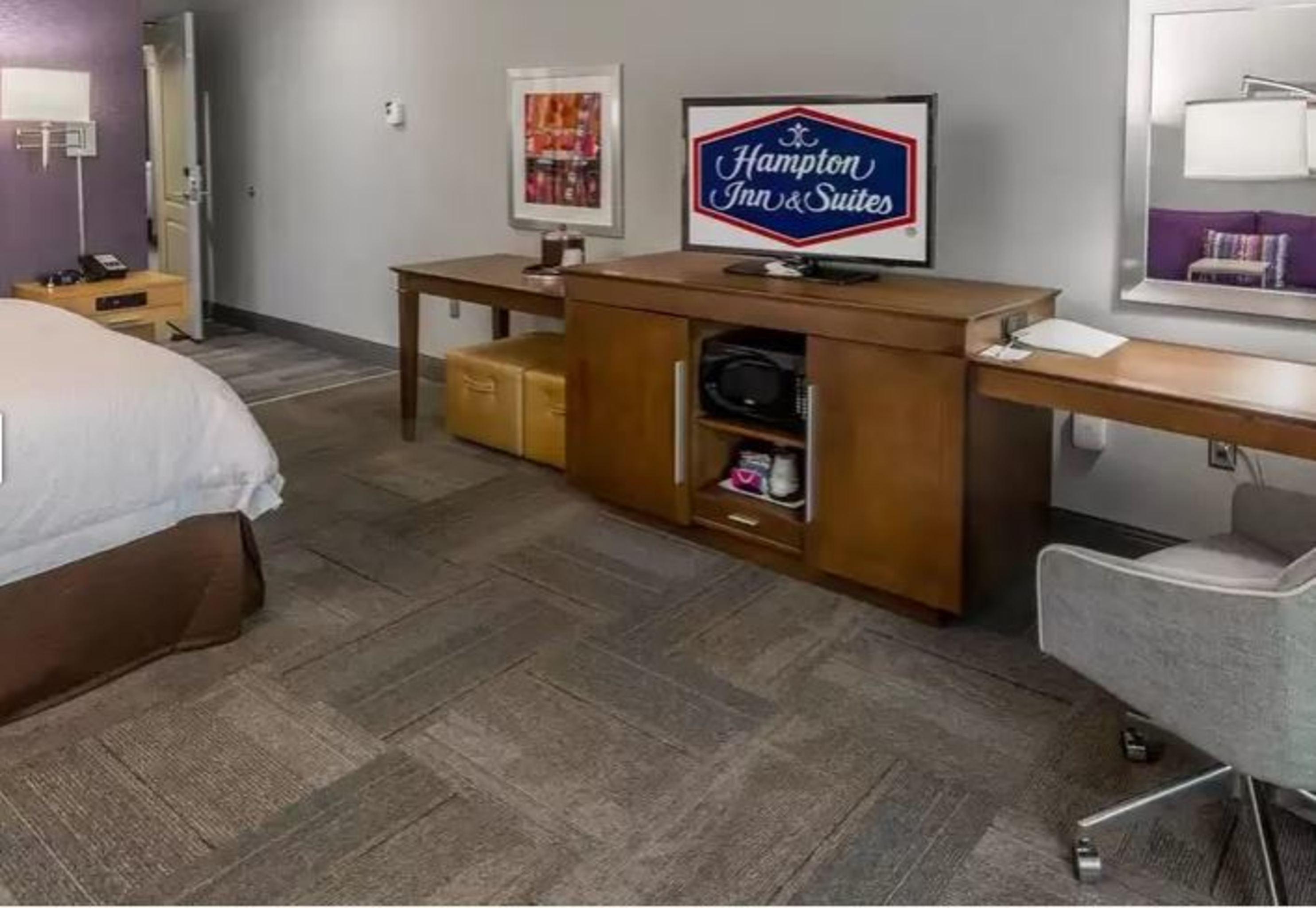 Hampton Inn & Suites 더블린 외부 사진