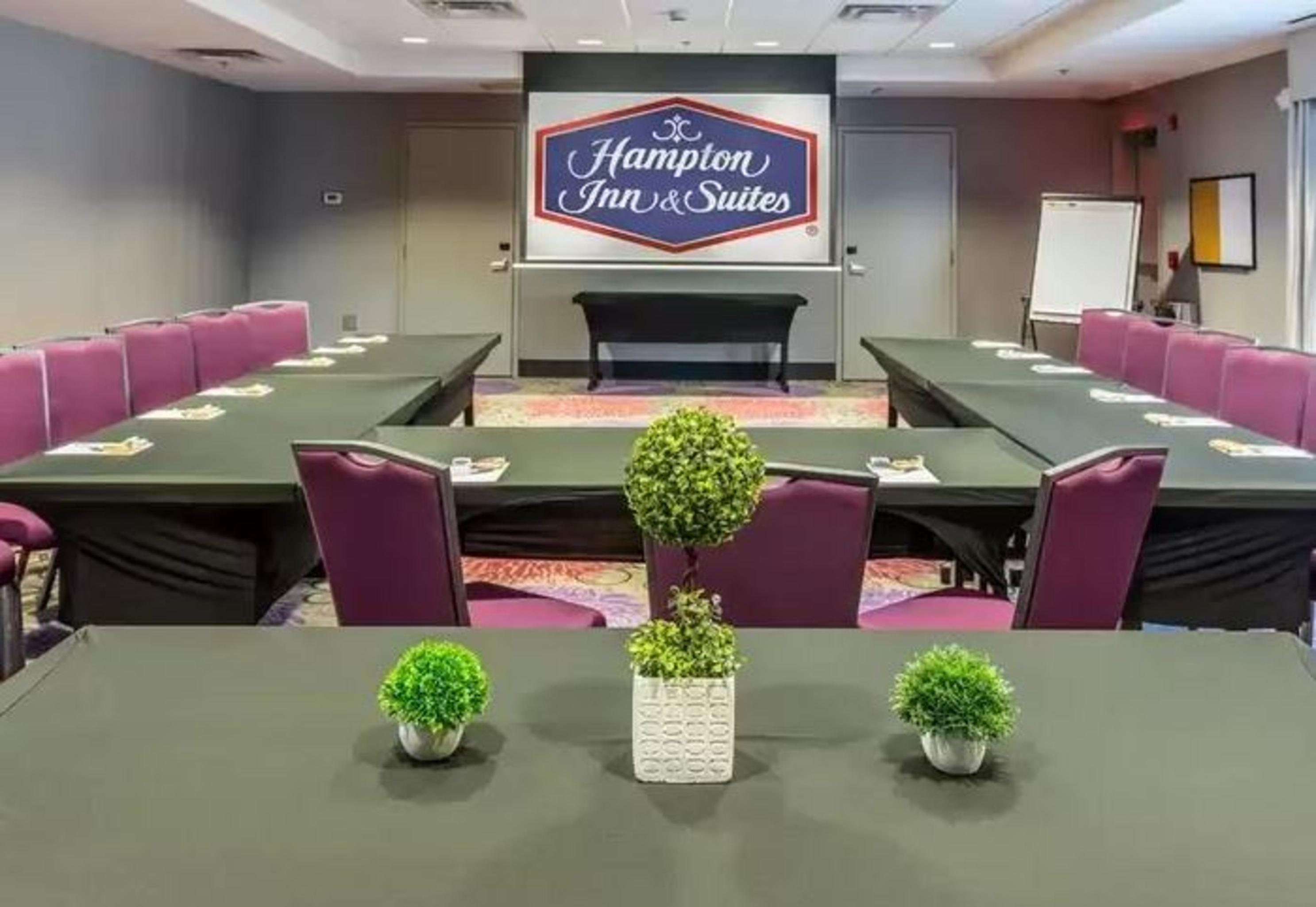Hampton Inn & Suites 더블린 외부 사진