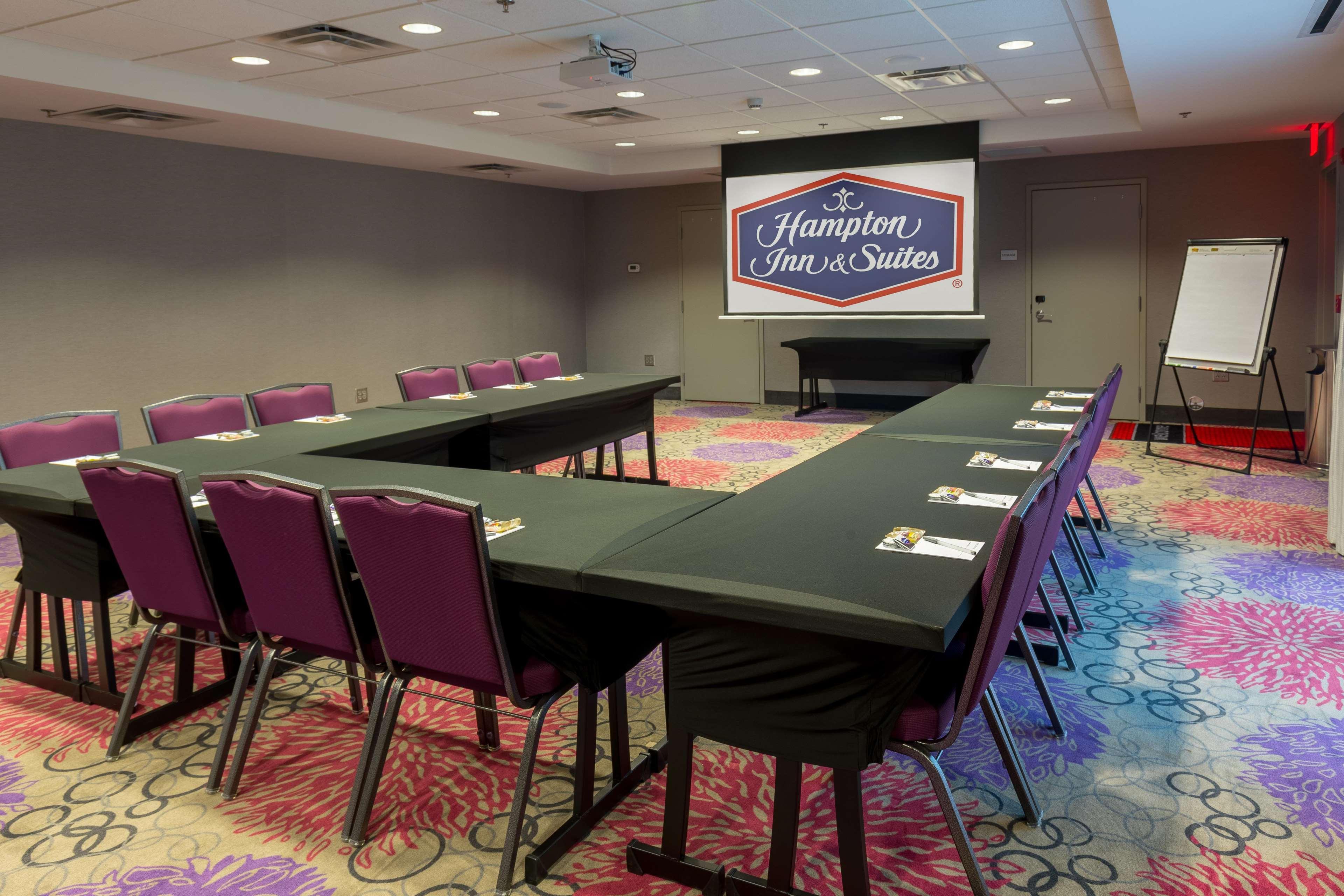 Hampton Inn & Suites 더블린 외부 사진