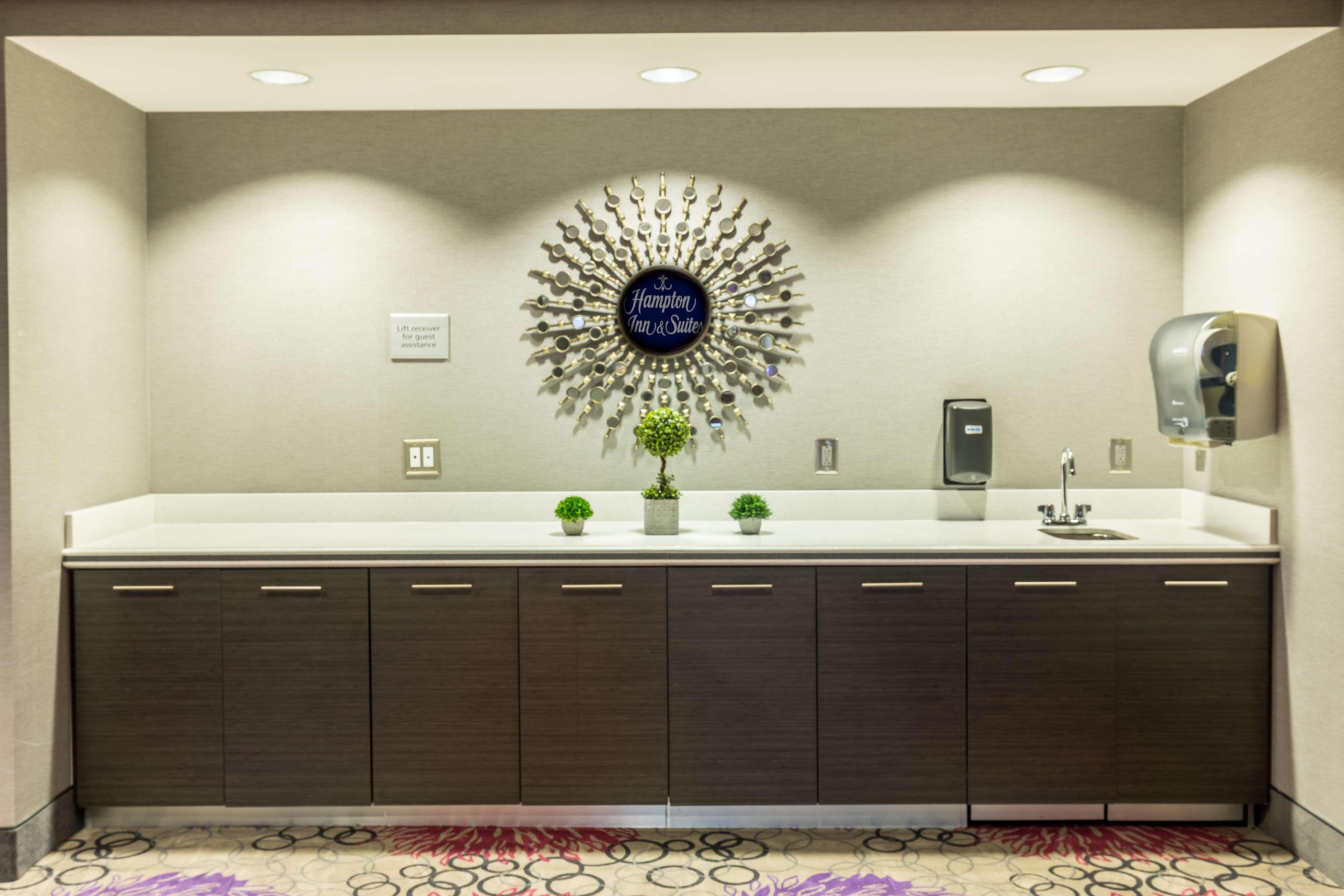 Hampton Inn & Suites 더블린 외부 사진
