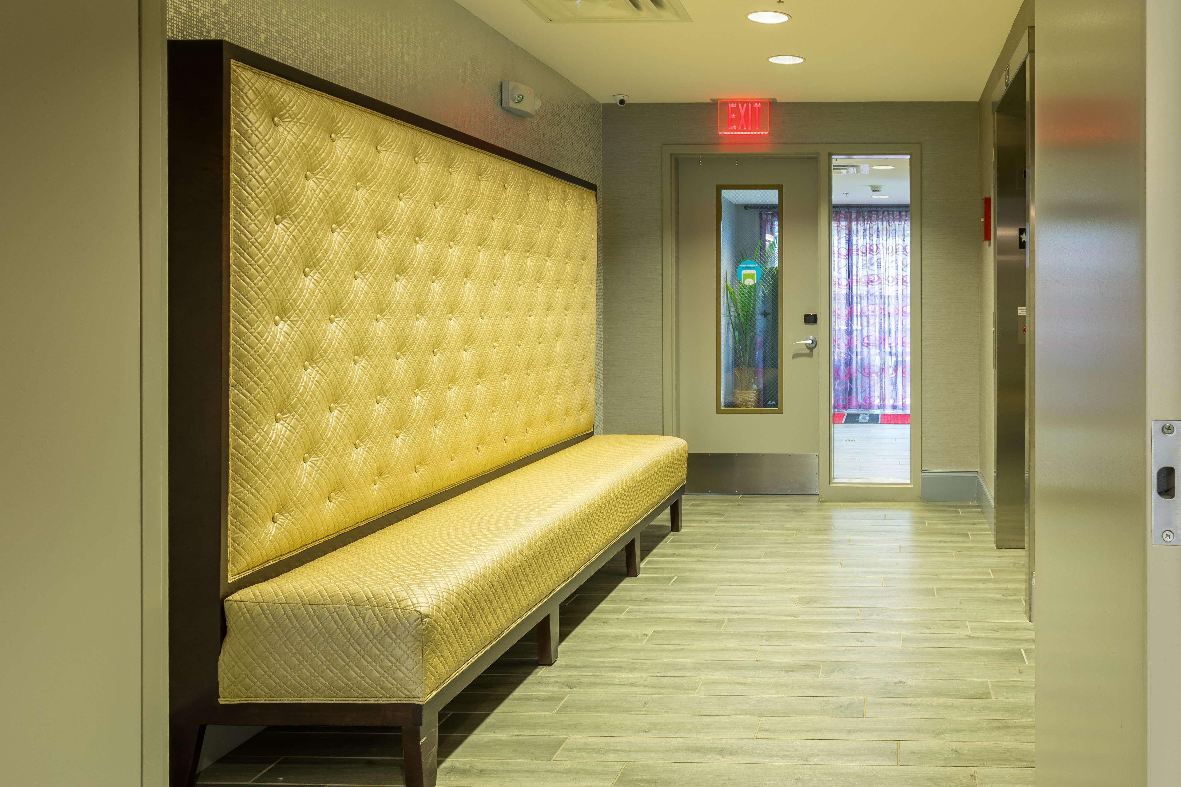 Hampton Inn & Suites 더블린 외부 사진