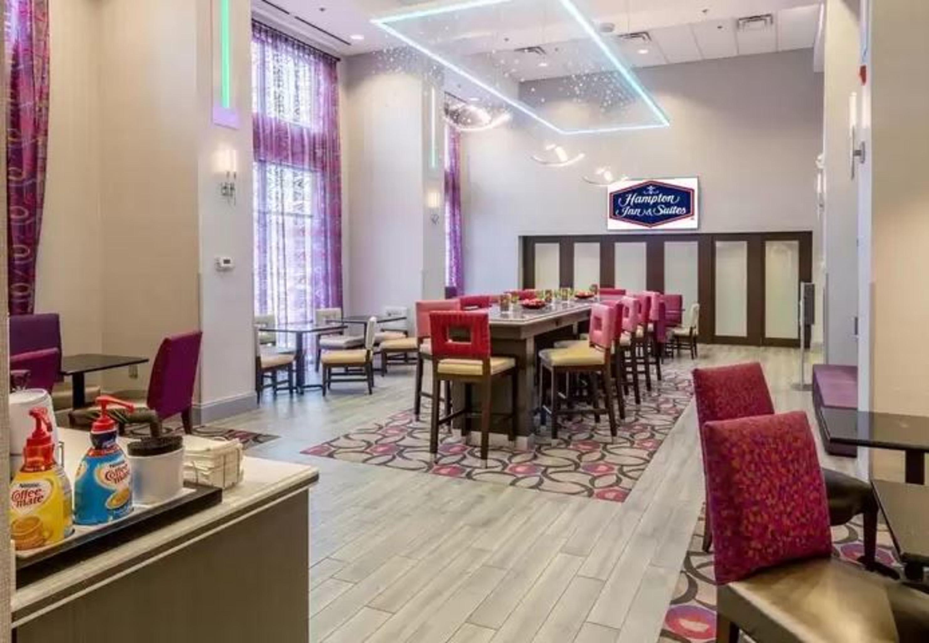 Hampton Inn & Suites 더블린 외부 사진