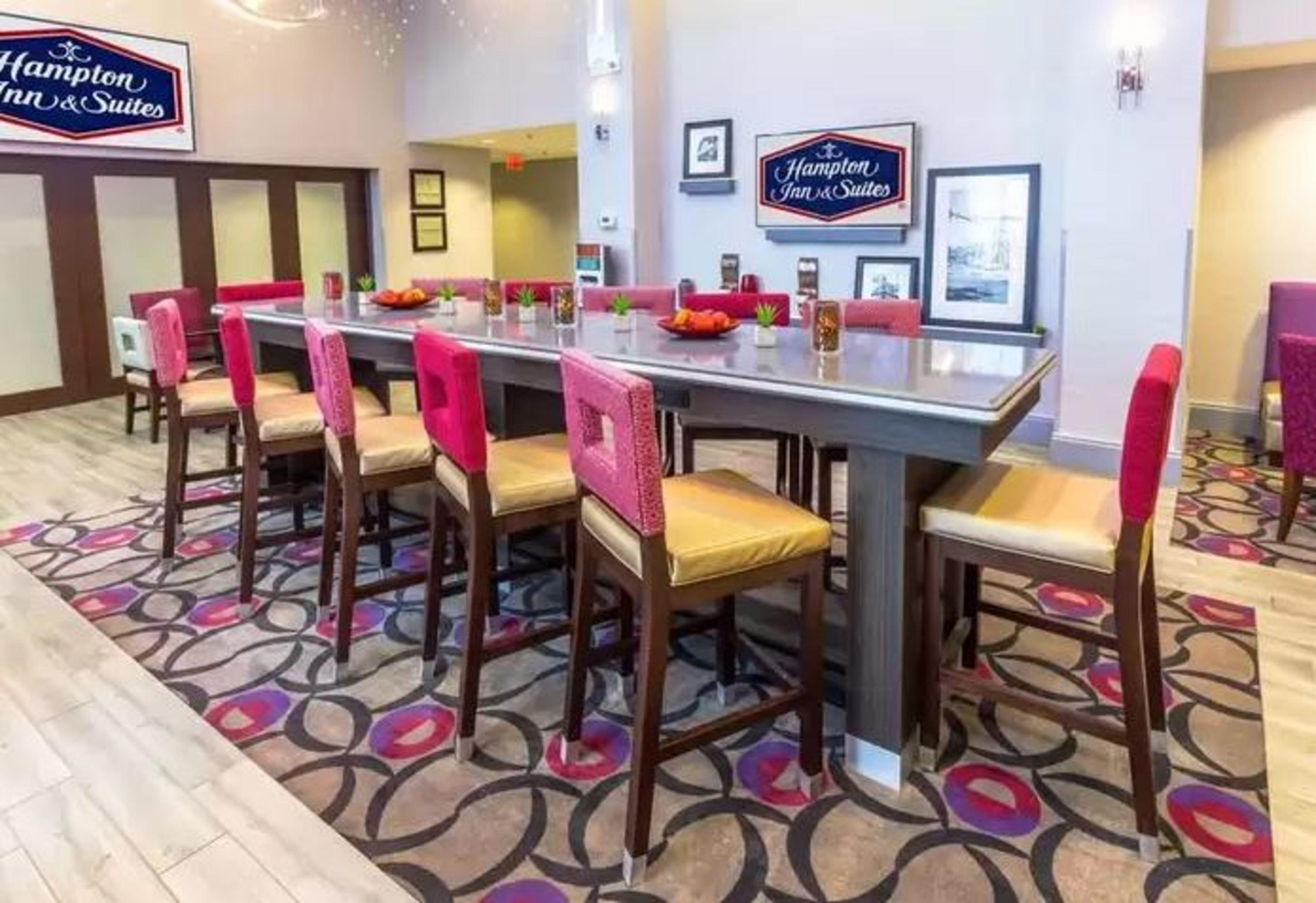 Hampton Inn & Suites 더블린 외부 사진