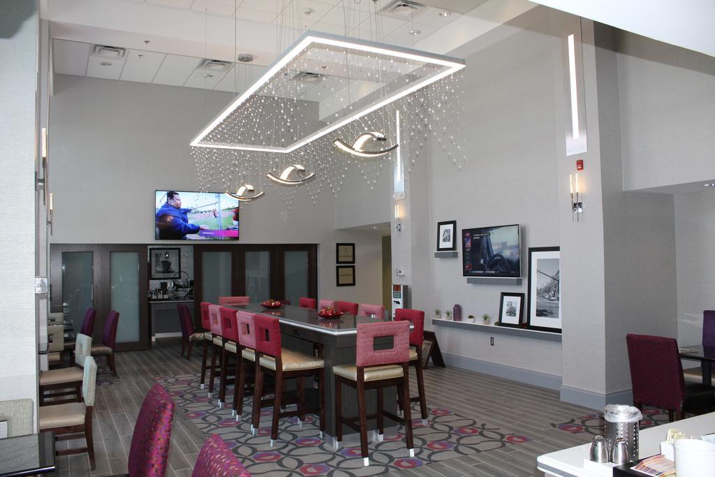 Hampton Inn & Suites 더블린 외부 사진
