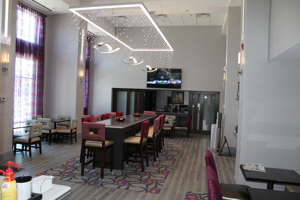 Hampton Inn & Suites 더블린 외부 사진
